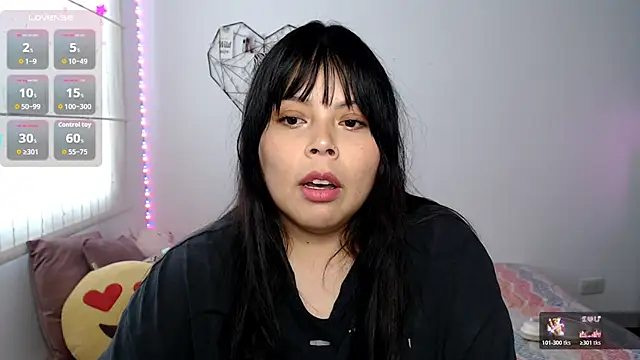 EllieMoonX online show from 06/01/26, 09:49