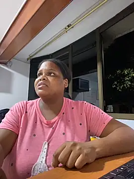 Snapshot of gabrielabrunette69 chatting on 11/27/25, 12:24 gabrielabrunette69 online show from 11/27/25, 12:24