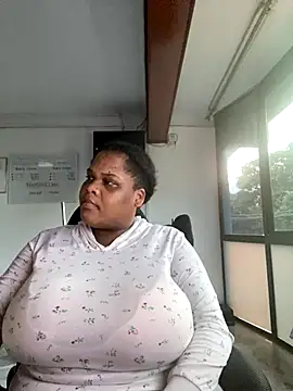 gabrielabrunette69 online show from 12/14/25, 11:37