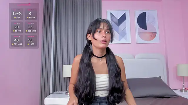 Snapshot of luly_dreams chatting on 10/30/25, 03:41 luly dreams online show from 10/30/25, 03:41