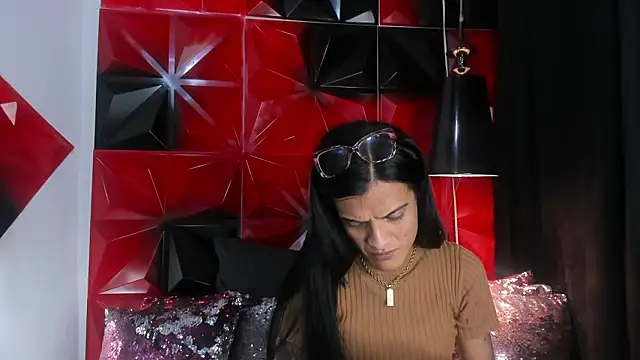 ZAMMIRA online show from 02/13/26, 06:09