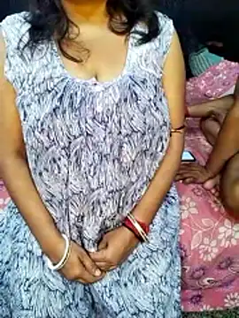 modhu82 online show from 11/16/25, 07:41