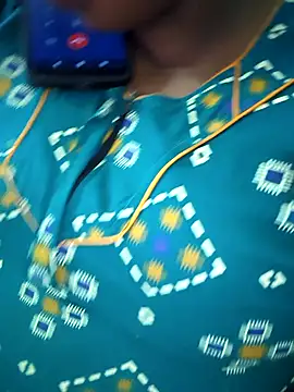 sweetrevathi online show from 10/18/25, 03:02