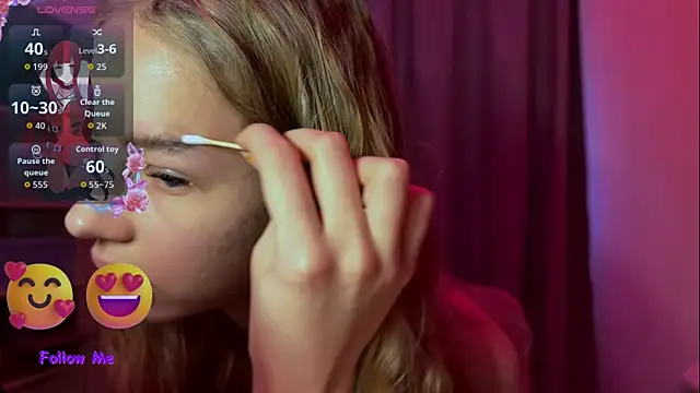 LunaCrave online show from 12/15/25, 11:14