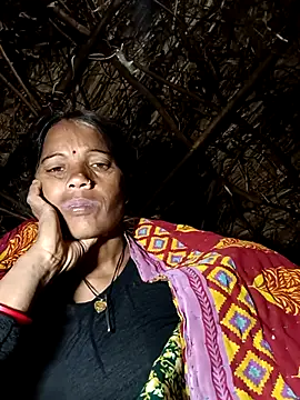 Cutsedi3 online show from 11/08/25, 09:57