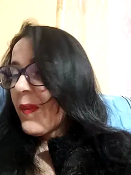 Snapshot of Amelialove42 chatting on 10/22/25, 06:18 Amelialove42 online show from 10/22/25, 06:18