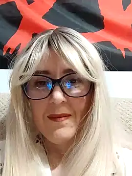 Amelialove42 online show from 12/21/25, 07:21