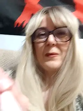 Amelialove42 online show from 01/06/26, 06:55