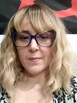 Amelialove42 online show from 02/12/26, 07:53