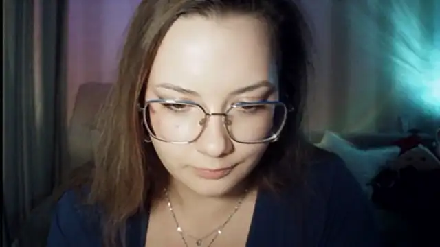 MoodieMira online show from 04/24/26, 10:45