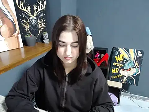 Snapshot of Flower_mary chatting on 11/03/25, 07:42 Flower mary online show from 11/03/25, 07:42