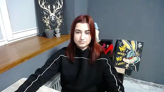 Snapshot of Flower_mary chatting on 11/24/25, 08:25 Flower mary online show from 11/24/25, 08:25