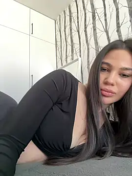 Snapshot of Sweet_Lana69 chatting on 04/23/26, 10:25 Sweet Lana69 online show from 04/23/26, 10:25
