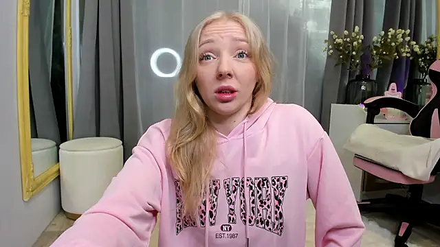 SundyRose online show from 02/28/26, 08:59