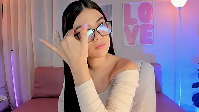 MarianaaDooll online show from 04/20/26, 12:30