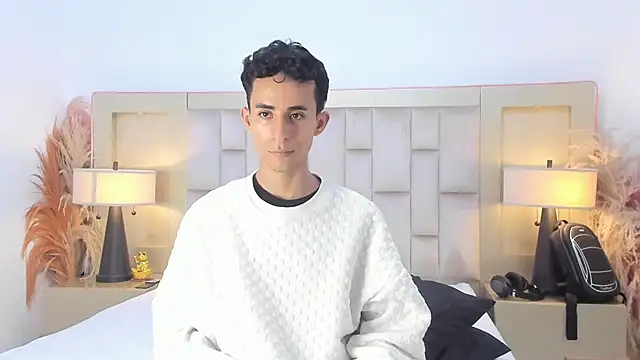 Snapshot of Zahir_Ashar chatting on 04/09/26, 06:19 Zahir Ashar online show from 04/09/26, 06:19