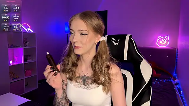 EvaPeace online show from 03/28/26, 01:33