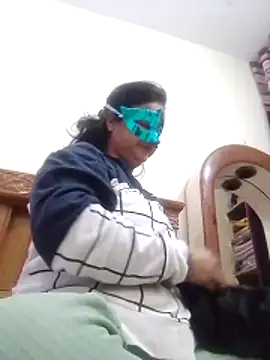 Honey-26 online show from 12/04/25, 01:42