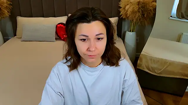 EdenSolis online show from 04/06/26, 08:59