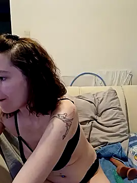 labellerose online show from 04/10/26, 05:06