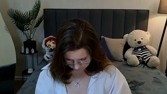 Snapshot of Briarx chatting on 11/25/25, 09:59 Briarx online show from 11/25/25, 09:59