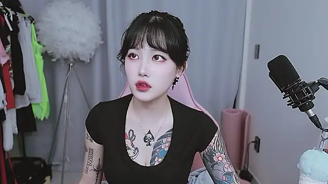 MISA 02 online show from 05/01/26, 12:21