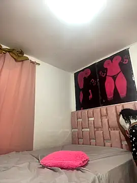 abby moss 2 online show from 10/22/25, 01:55