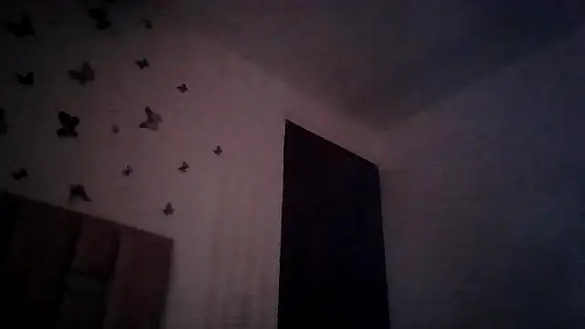 Snapshot of abby_moss_2 chatting on 06/14/26, 12:40 abby moss 2 online show from 06/14/26, 12:40