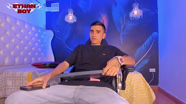 Ethan Boy  online show from 01/06/26, 09:07