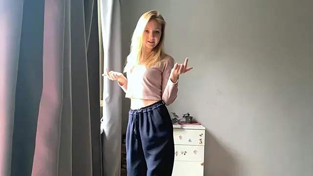  petaI online show from 10/15/25, 06:35