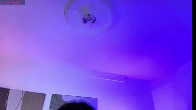 Nia Blum online show from 11/06/25, 03:18