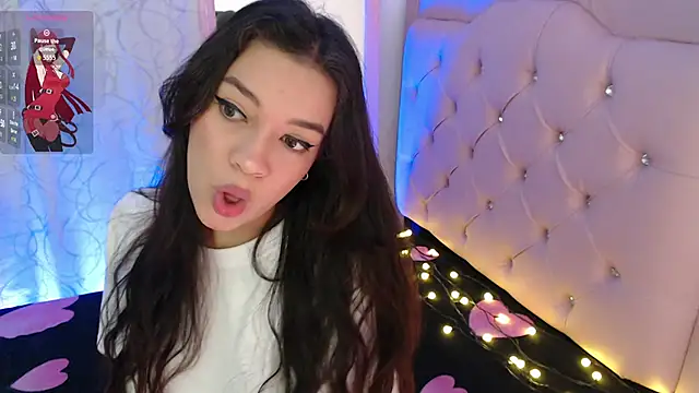 beauty lana18 online show from 11/15/25, 02:20