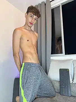 Snapshot of Douglas_Lux chatting on 10/23/25, 11:14 Douglas Lux online show from 10/23/25, 11:14