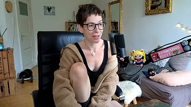 Antifistin online show from 05/17/26, 01:29