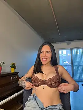 Lolathebaddie online show from 02/20/26, 12:29