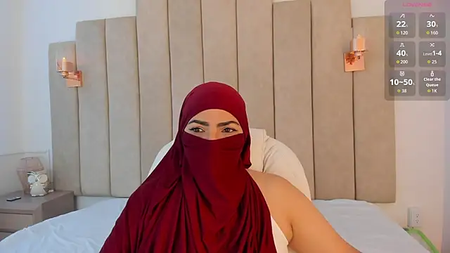  naylaa  online show from 12/14/25, 03:12