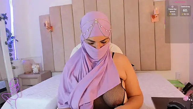  naylaa  online show from 01/09/26, 03:31