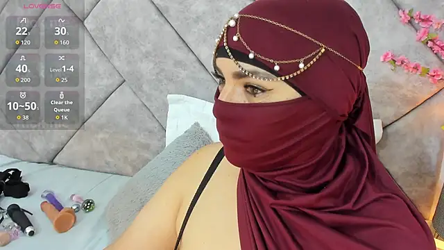  naylaa  online show from 04/24/26, 03:09