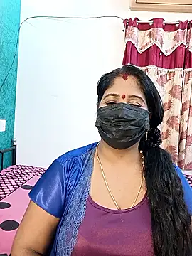 tamil-aunt online show from 01/18/26, 03:27