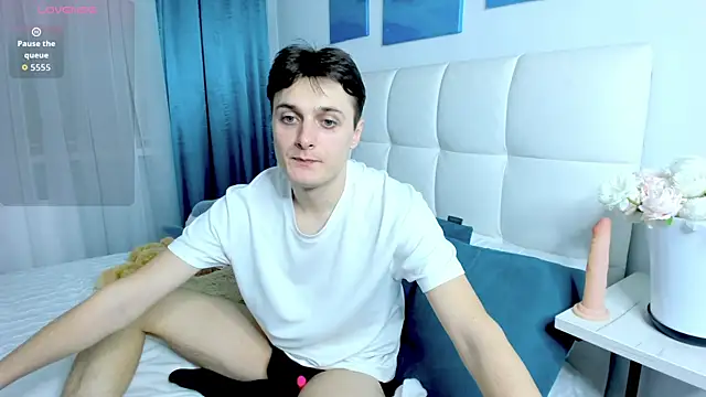 GGimperator  online show from 11/21/25, 03:22