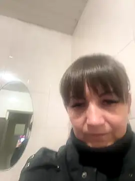 Butterfly8385 online show from 10/20/25, 02:17