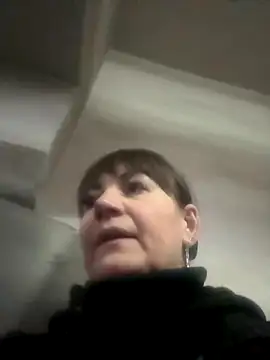 Butterfly8385 online show from 11/19/25, 08:47