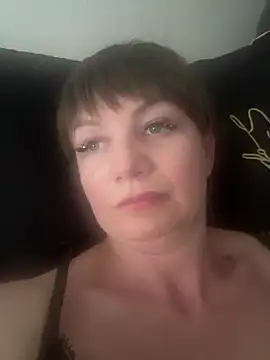 Snapshot of Butterfly8385 chatting on 06/27/26, 12:33 Butterfly8385 online show from 06/27/26, 12:33