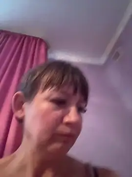 Snapshot of Butterfly8385 chatting on 07/17/26, 07:15 Butterfly8385 online show from 07/17/26, 07:15