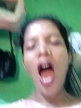 Snapshot of Jaanvi_G chatting on 10/25/25, 12:34 Jaanvi G online show from 10/25/25, 12:34