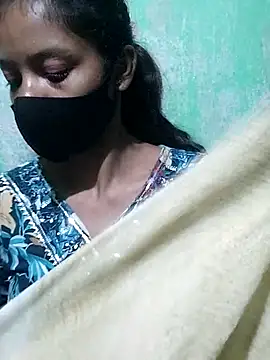 Snapshot of Jaanvi_G chatting on 12/15/25, 02:10 Jaanvi G online show from 12/15/25, 02:10