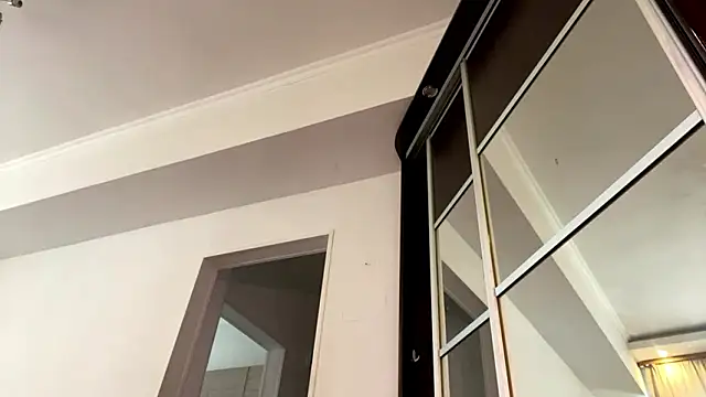 Kate mikki online show from 03/11/26, 01:55