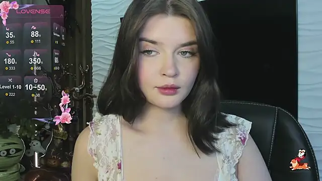 Mori Girll online show from 10/23/25, 01:10