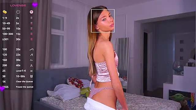 LoisKeedah online show from 02/14/26, 04:59