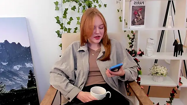 VernellArey online show from 10/11/25, 06:23